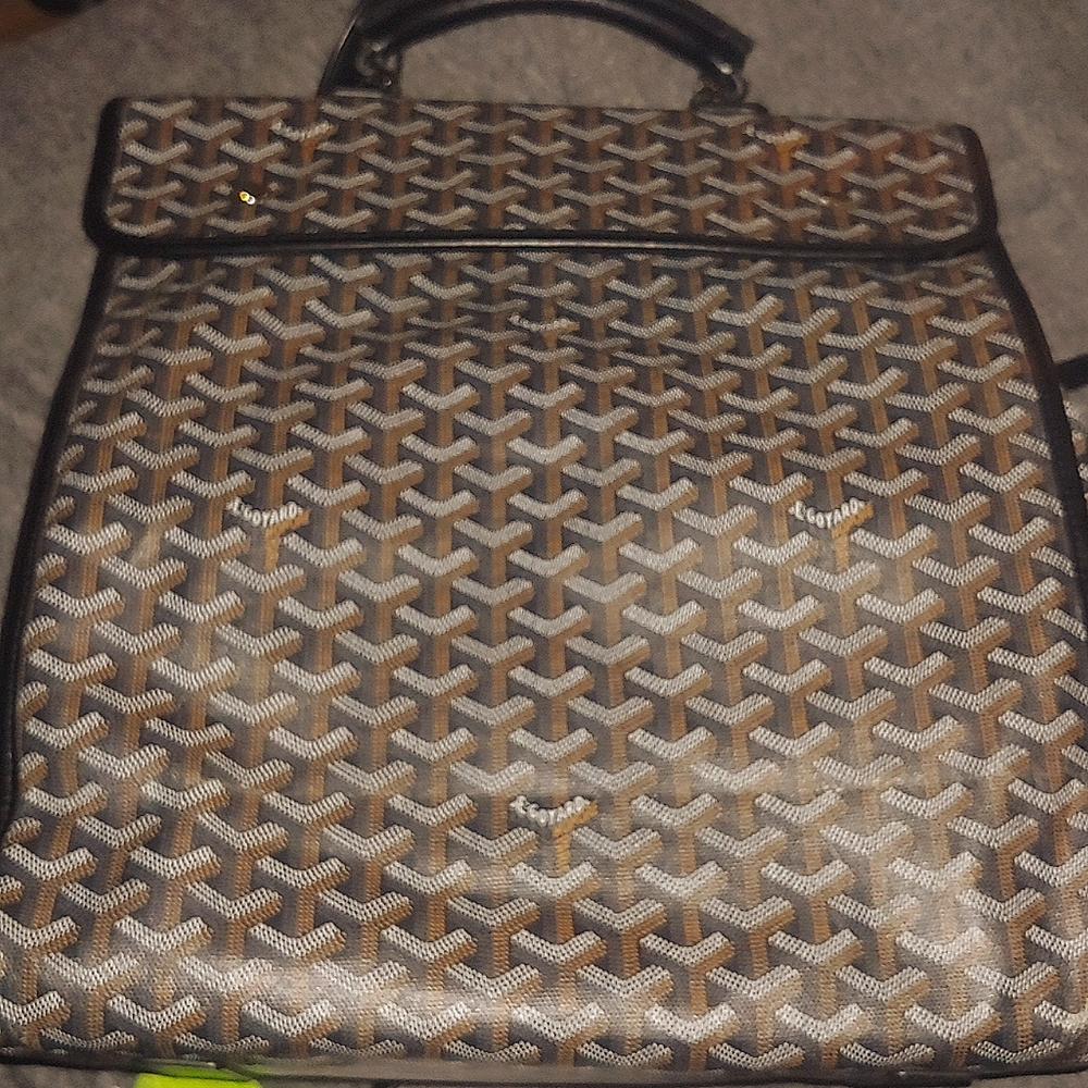 Goyard bag